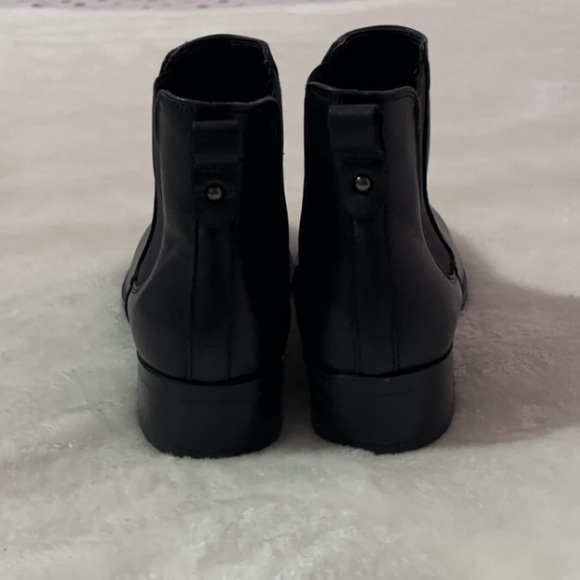 Aldo Black Chelsea Boot - Picture 8 of 11